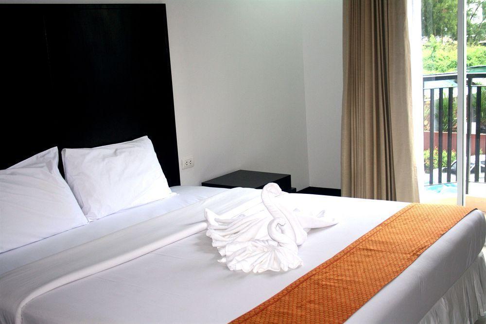 Noble House - 200 Meters Patong Beach Phuket Extérieur photo